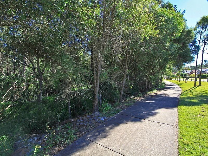 1 Toomba Place, Forest Lake QLD 4078