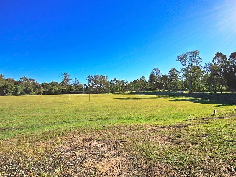 4/10 Mawson Place, Forest Lake QLD 4078