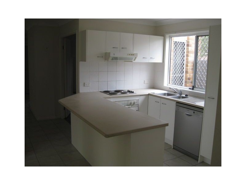 3 Yale Street, Forest Lake QLD 4078