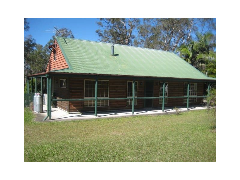 100 Merluna Road, Park Ridge South QLD 4125