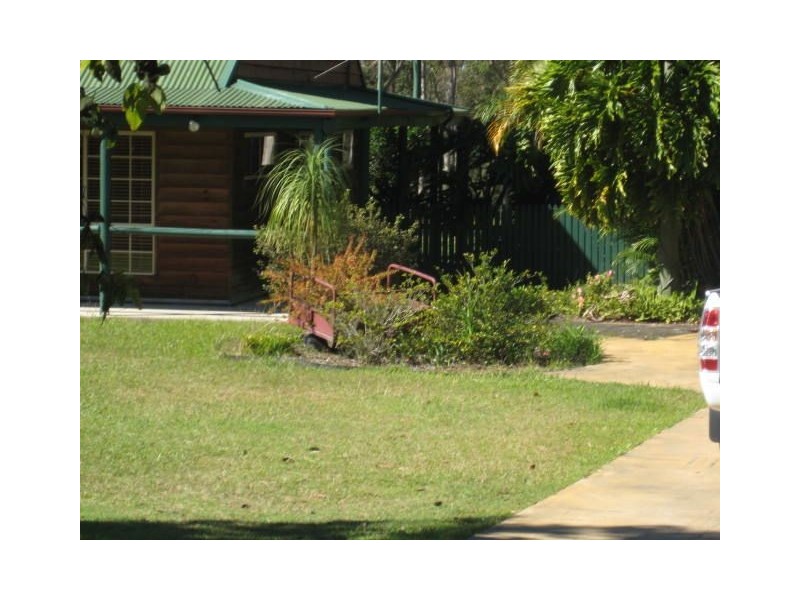 100 Merluna Road, Park Ridge South QLD 4125