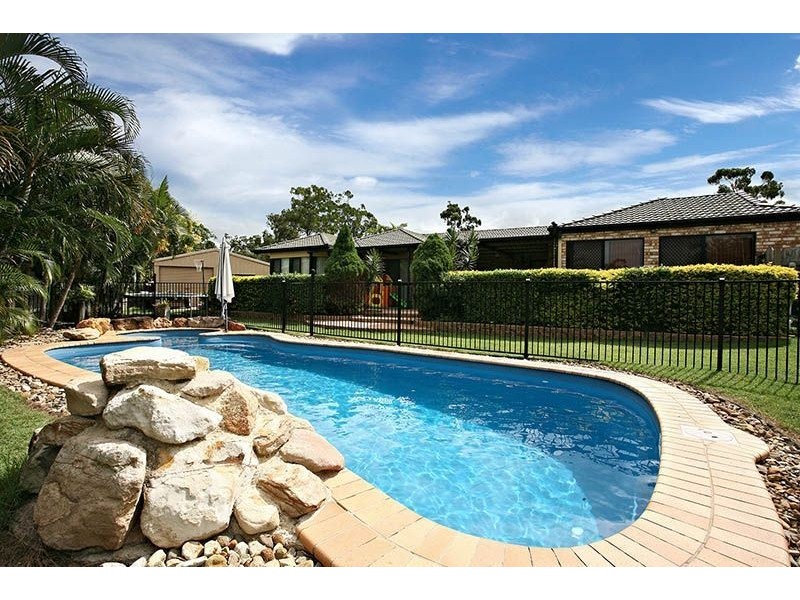 24 Regents Cct, Forest Lake QLD 4078