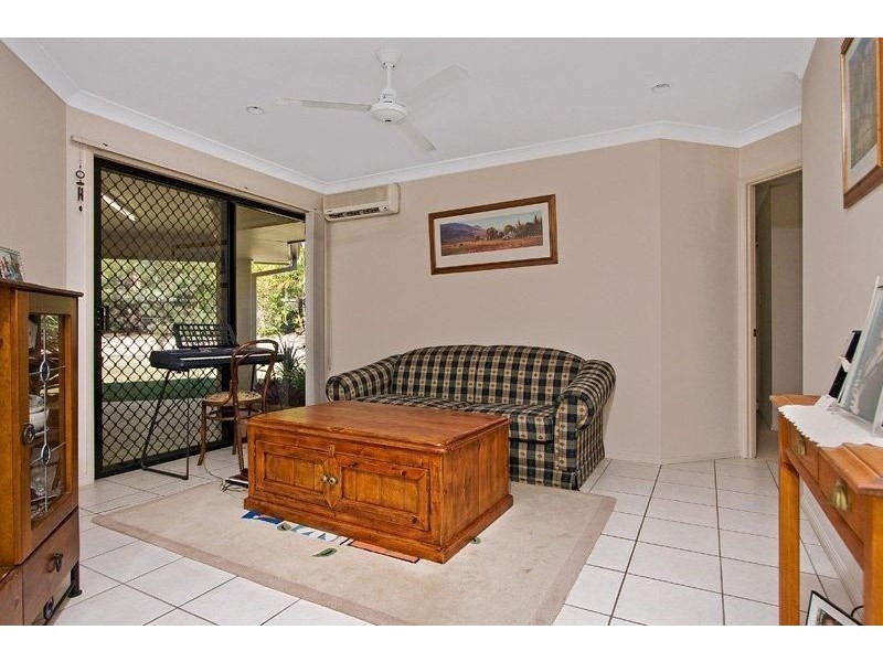 5 Paluna Place, Forest Lake QLD 4078