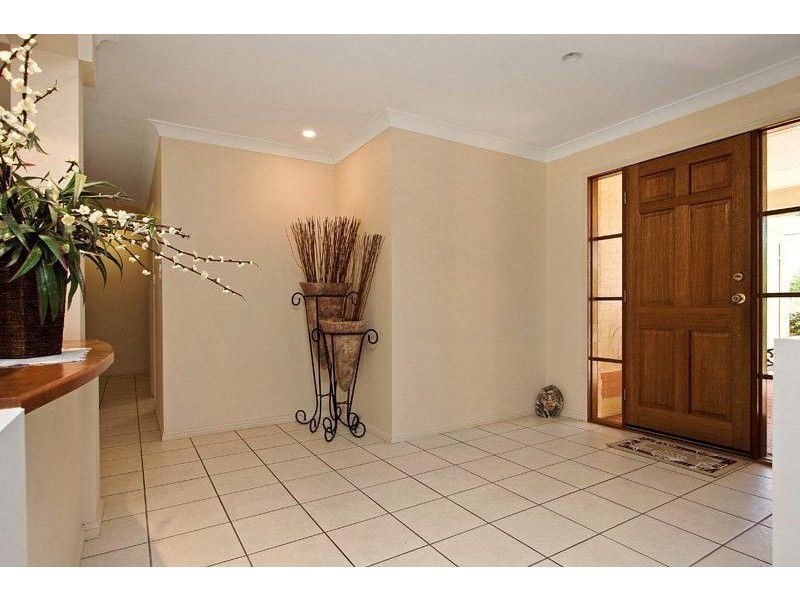 5 Paluna Place, Forest Lake QLD 4078