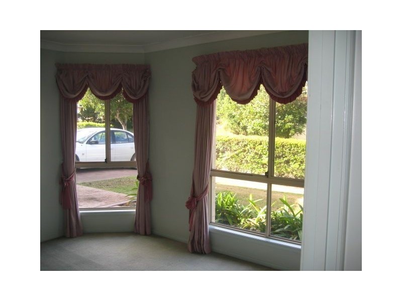 6 Greenstead Way, Forest Lake QLD 4078