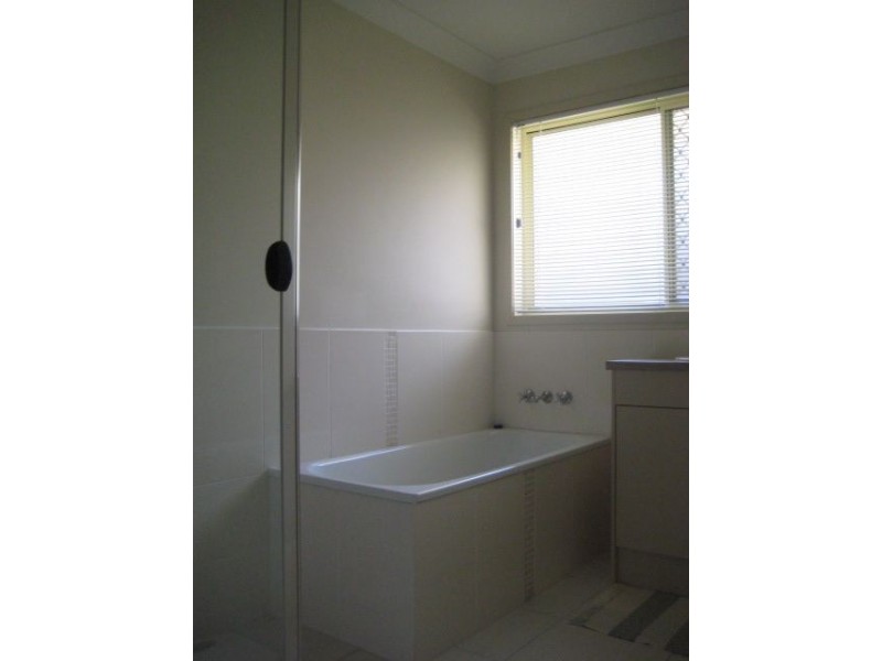 15 Tropical Drive, Forest Lake QLD 4078