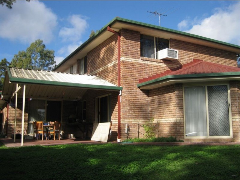 16 Cardwell St, Forest Lake QLD 4078