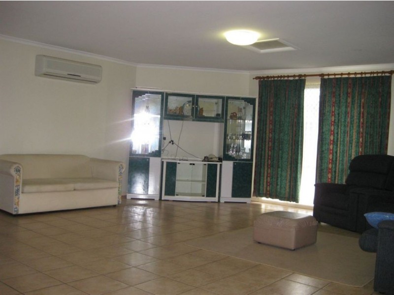 16 Cardwell St, Forest Lake QLD 4078