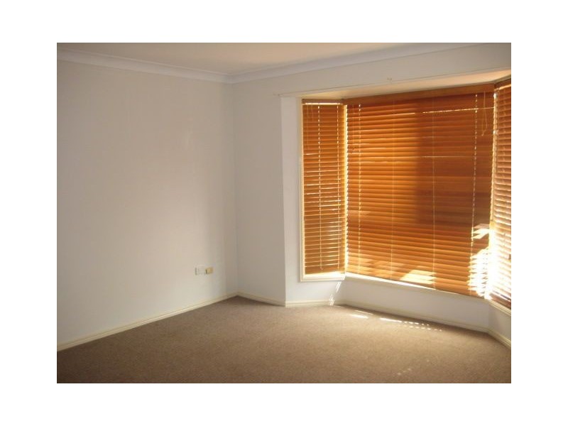 10 Sherwood Place, Forest Lake QLD 4078