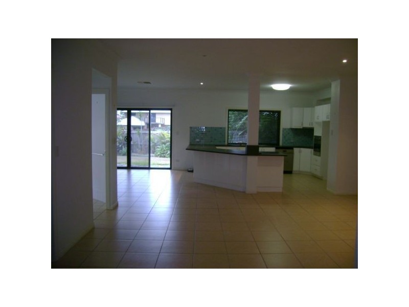 34 Mapleton Cres, Forest Lake QLD 4078