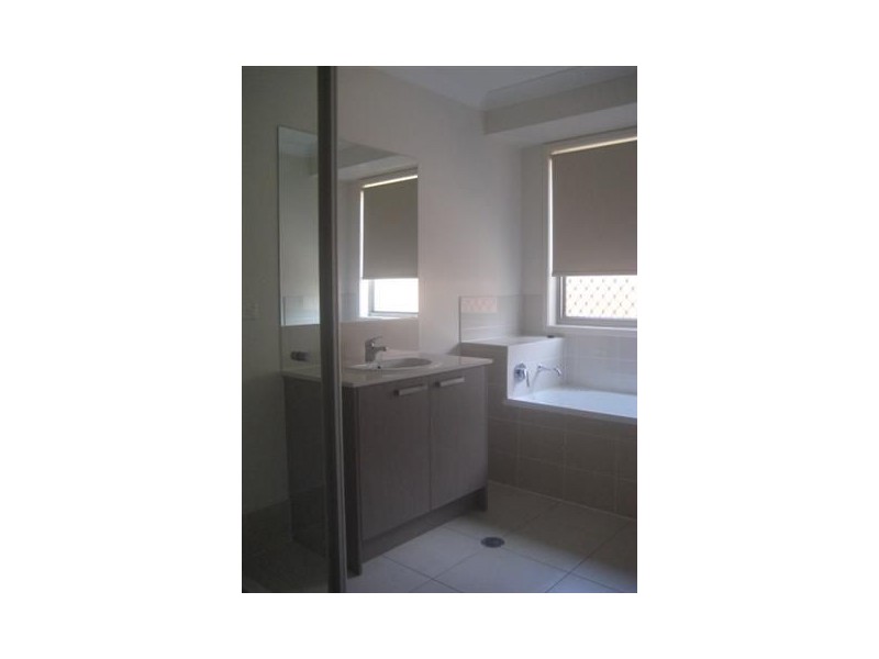 55 Juniper Street, Heathwood QLD 4110