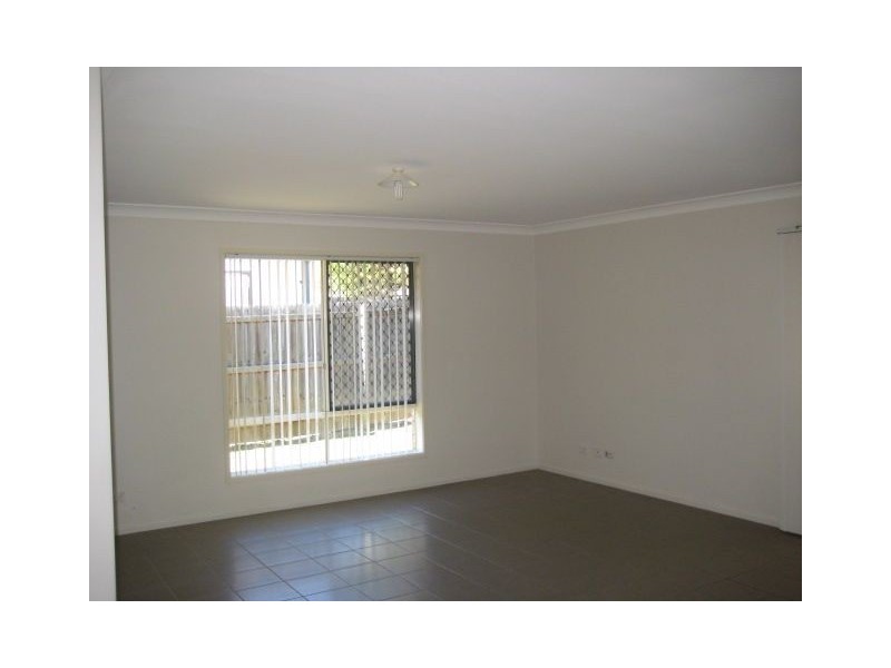 15 Rachele Close, Forest Lake QLD 4078