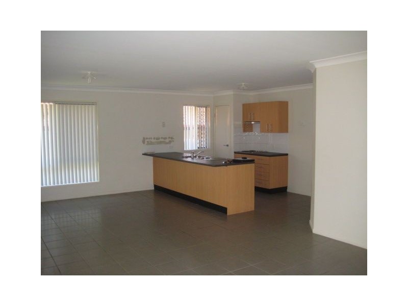 15 Rachele Close, Forest Lake QLD 4078