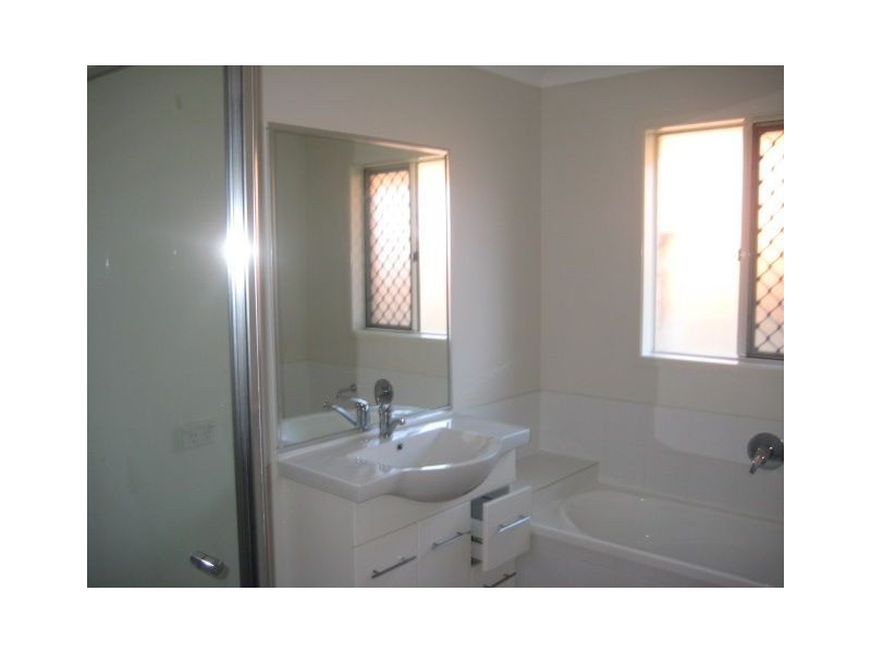 15 Rachele Close, Forest Lake QLD 4078