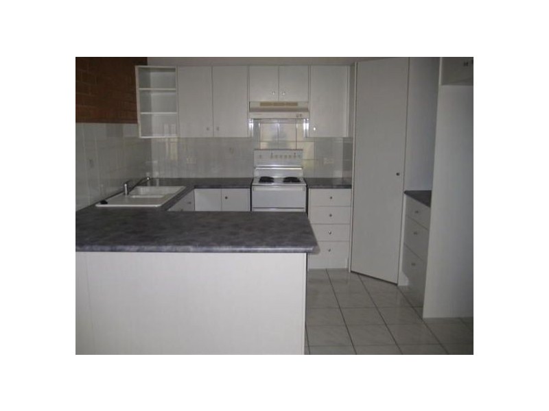 26/11 Newtown St, East Ipswich QLD 4305