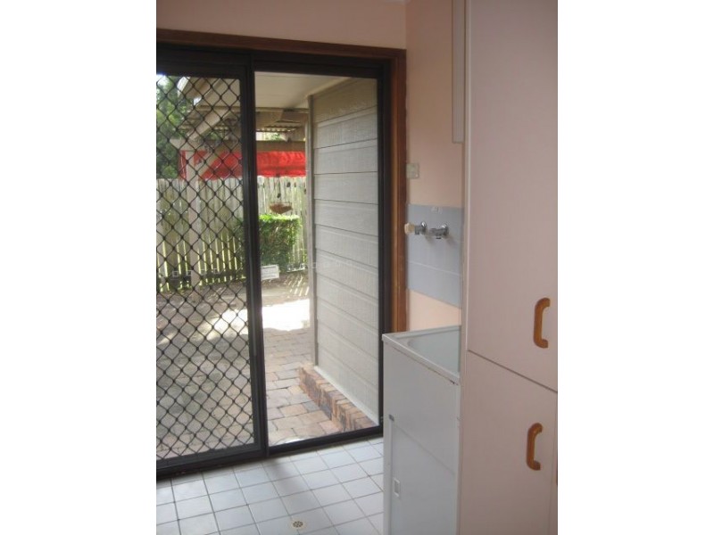 2 Angelica Place, Forest Lake QLD 4078