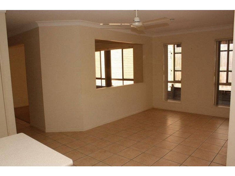 18 Starr Street, Forest Lake QLD 4078