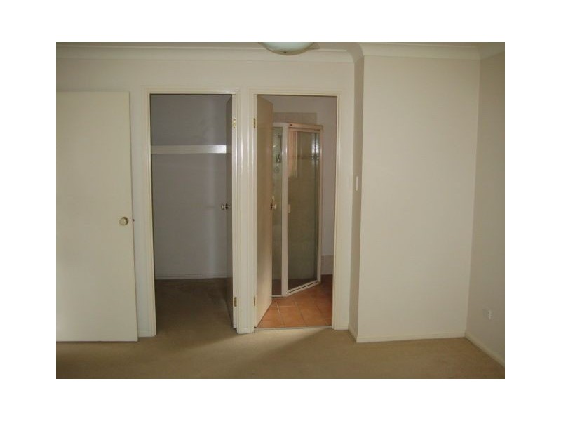 14 Paterson Place, Forest Lake QLD 4078