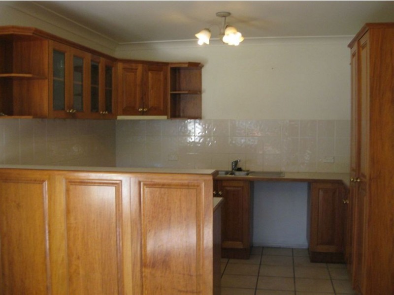 16 Oxley Place, Forest Lake QLD 4078