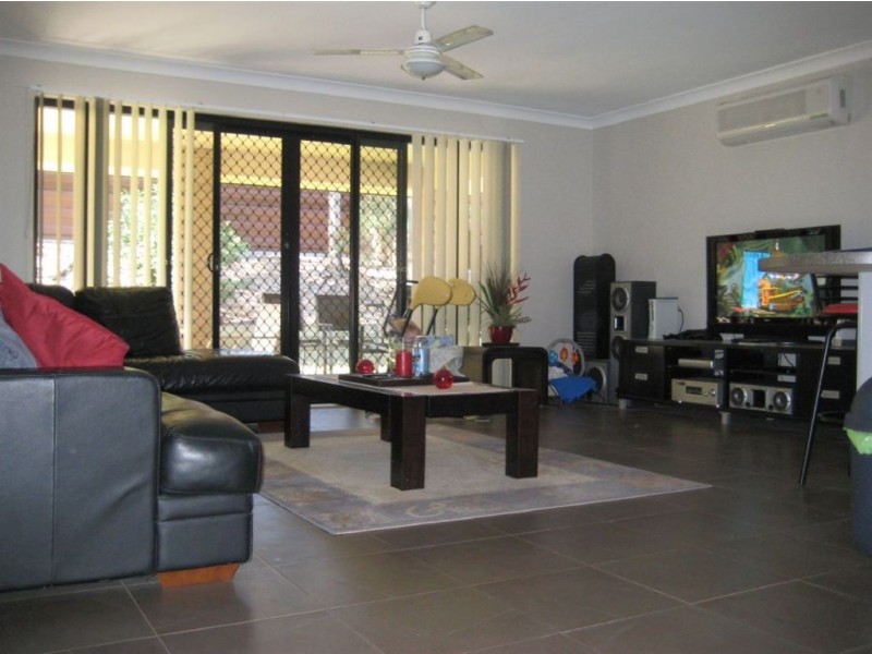 36 Nullarbor Crct, Forest Lake QLD 4078