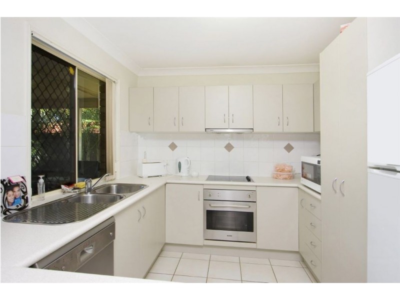 98 Sanctuary Drive, Forest Lake QLD 4078