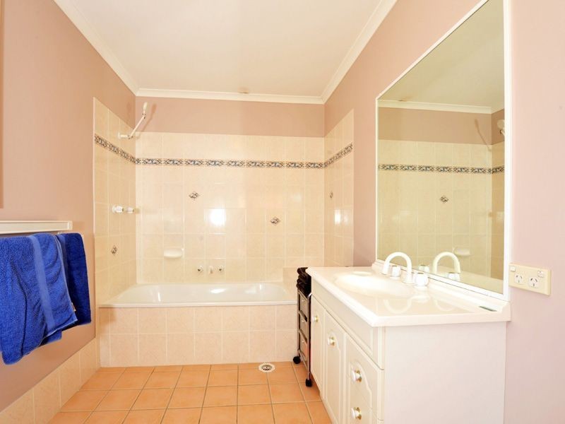 131 Centennial Way, Forest Lake QLD 4078