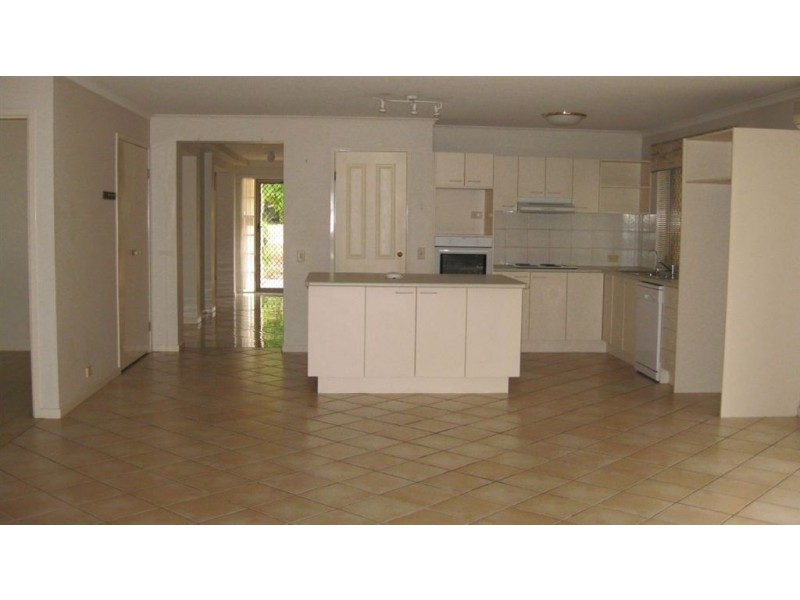 23 Toorak Place, Forest Lake QLD 4078