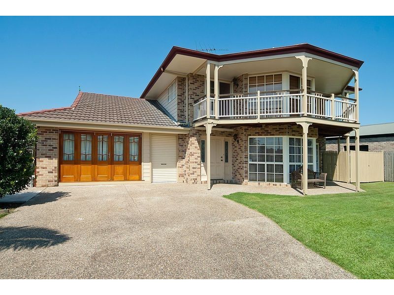 55 Lakeside Cr, Forest Lake QLD 4078