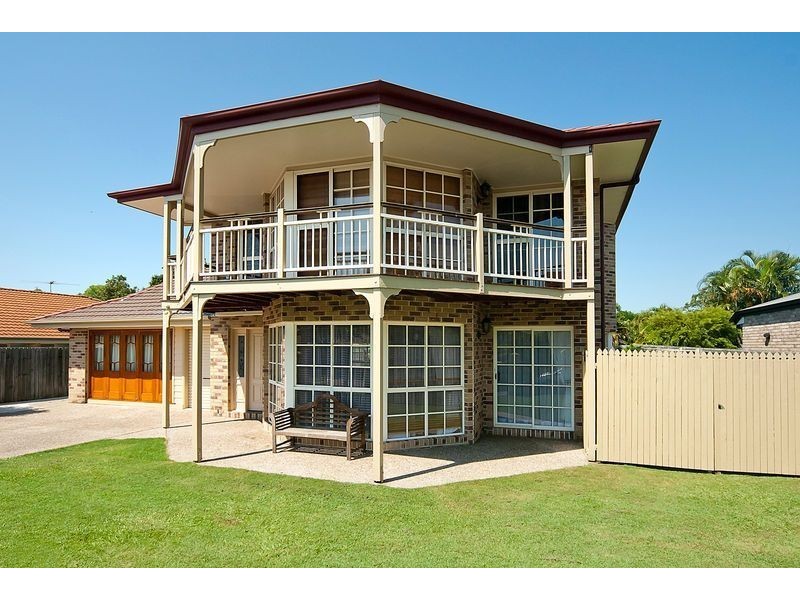 55 Lakeside Cr, Forest Lake QLD 4078