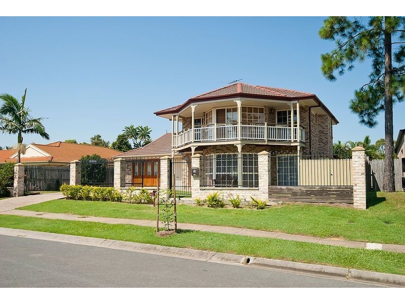 55 Lakeside Cr, Forest Lake QLD 4078