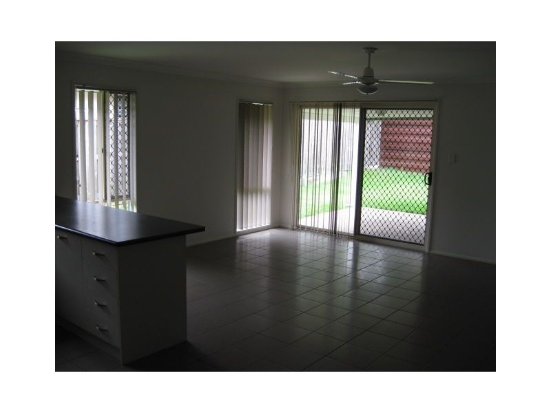 19 Juniper Street, Heathwood QLD 4110