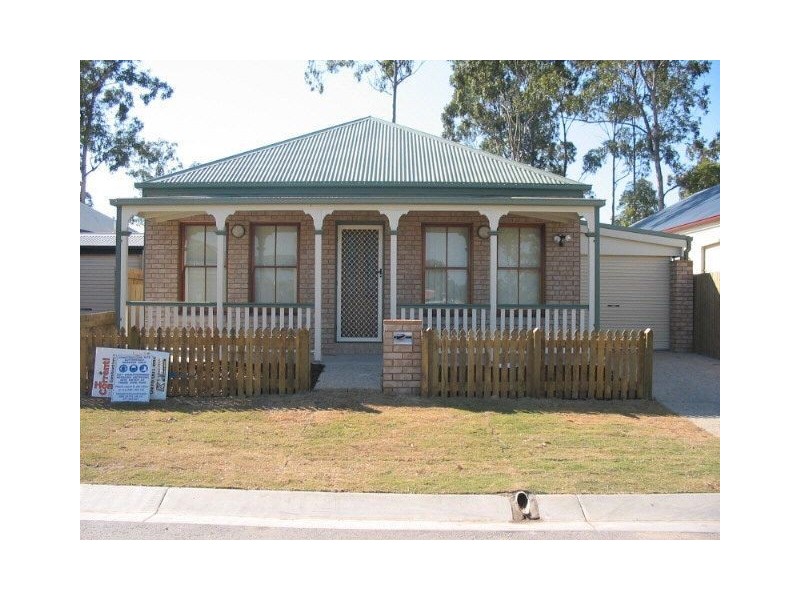 24 Randerson street, Forest Lake QLD 4078