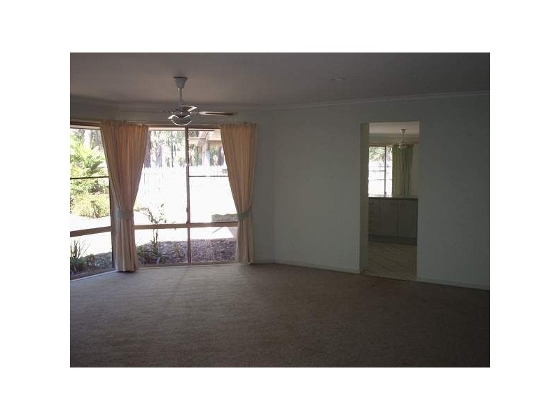 67 Banksia Circuit, Forest Lake QLD 4078