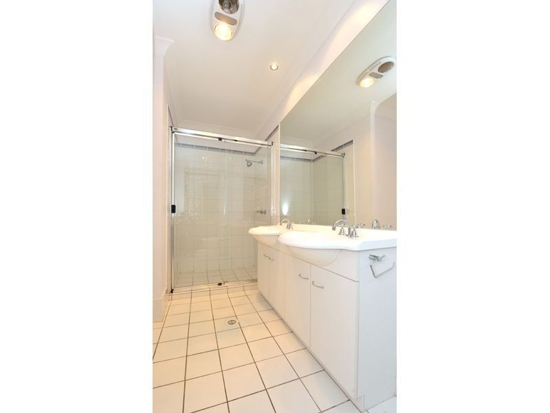 15 Moran Cres, Forest Lake QLD 4078