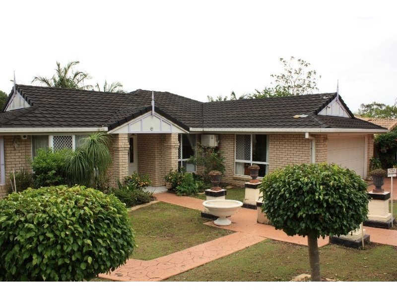 11 Tamborine Place, Forest Lake QLD 4078
