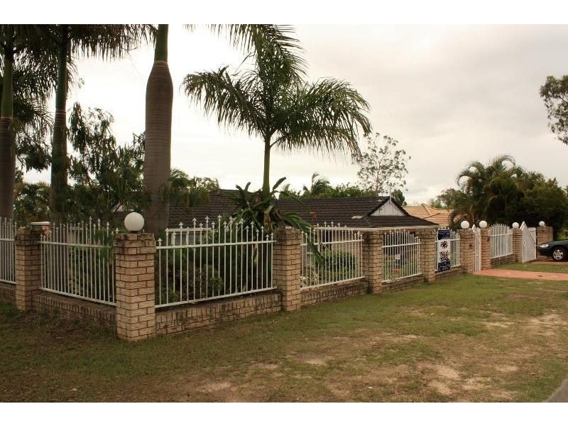 11 Tamborine Place, Forest Lake QLD 4078