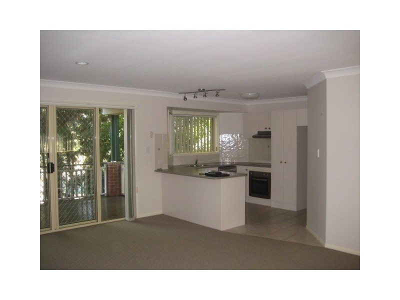 2/10 Mawson Place, Forest Lake QLD 4078