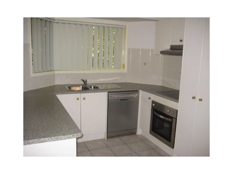 2/10 Mawson Place, Forest Lake QLD 4078