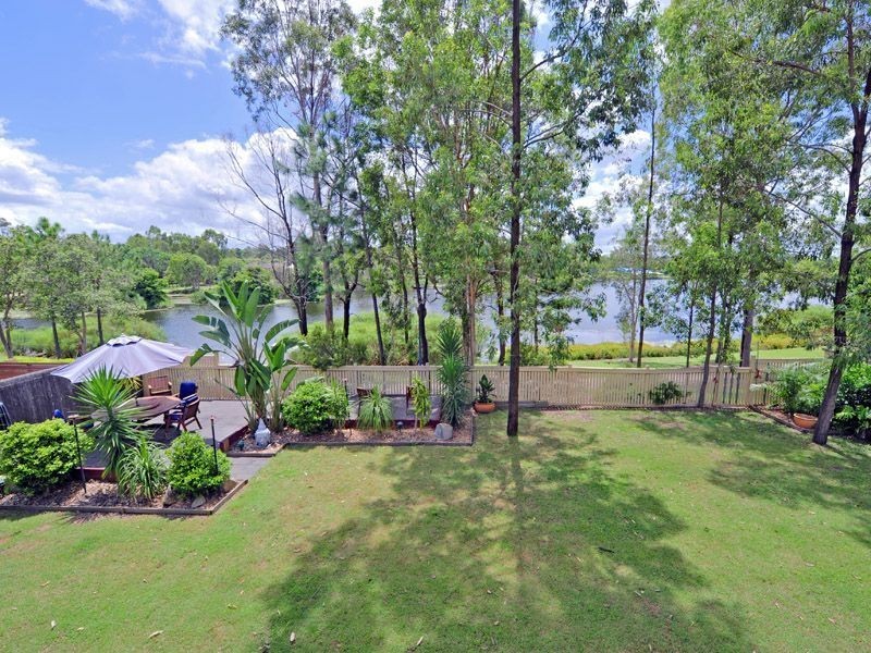 33 Alexandrina Crct, Forest Lake QLD 4078