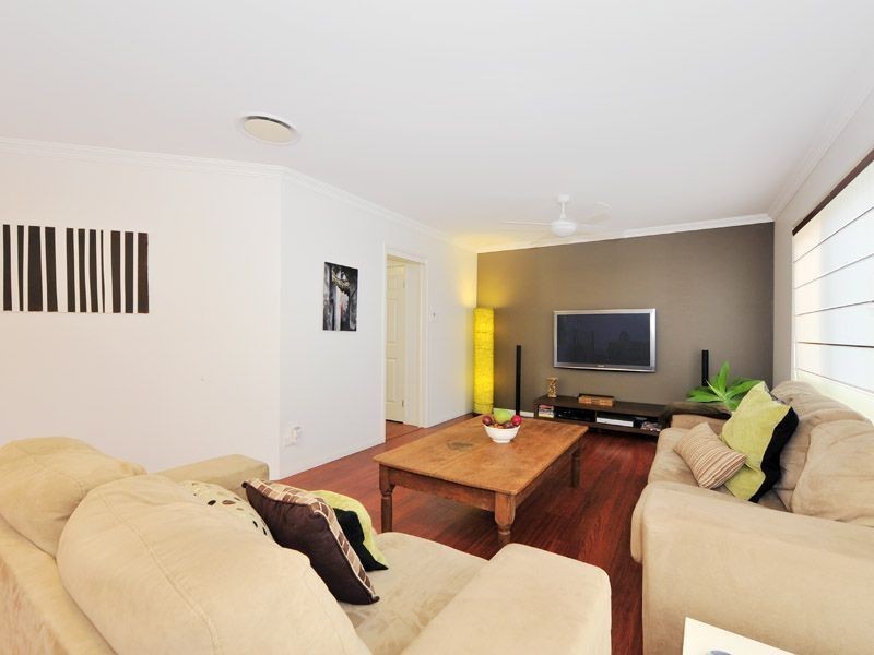 33 Alexandrina Crct, Forest Lake QLD 4078