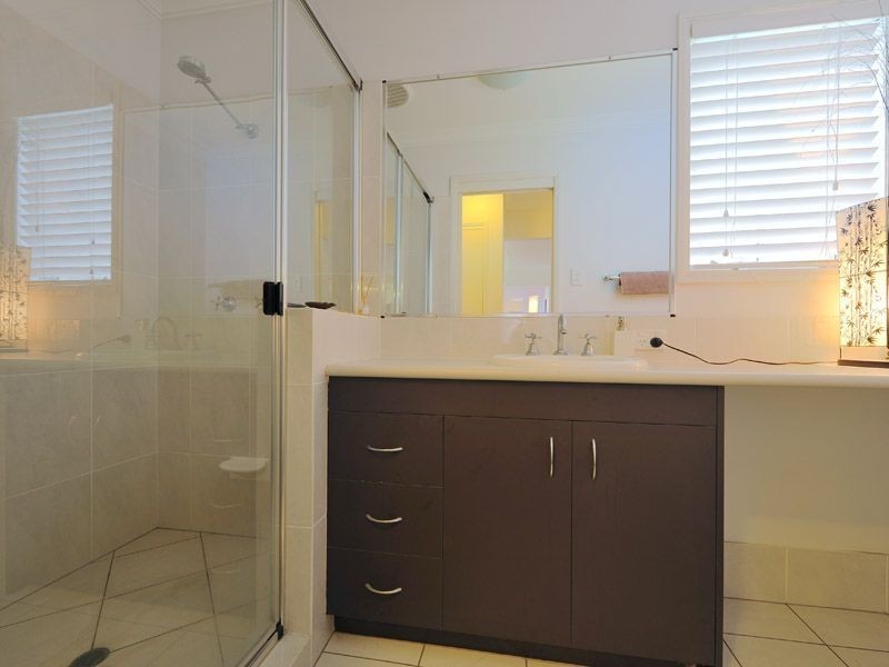 33 Alexandrina Crct, Forest Lake QLD 4078