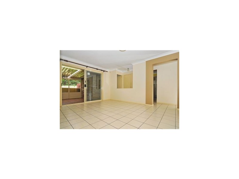 18 Augusta Cres, Forest Lake QLD 4078