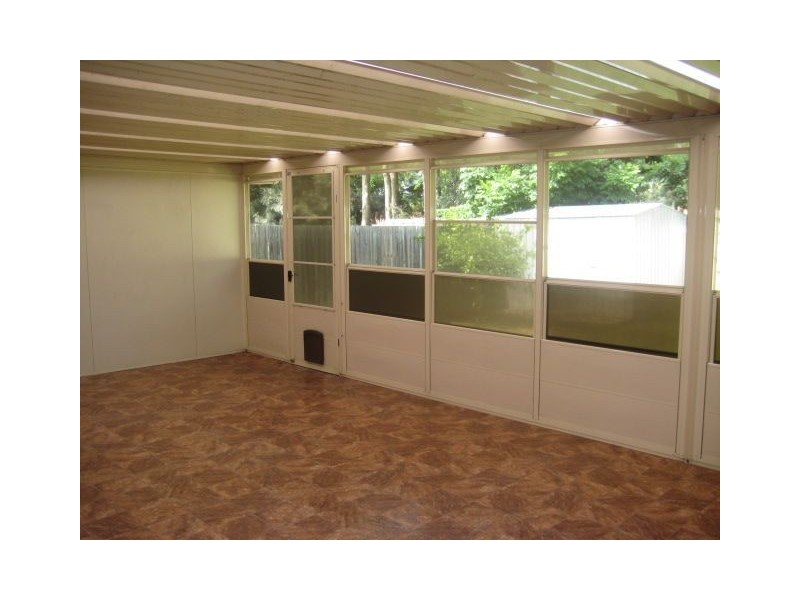 18 Augusta Cres, Forest Lake QLD 4078