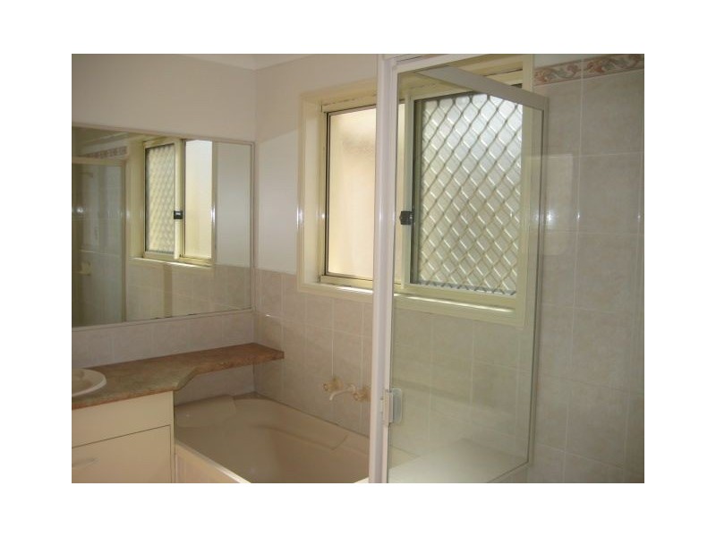 10 Sherwood Place, Forest Lake QLD 4078