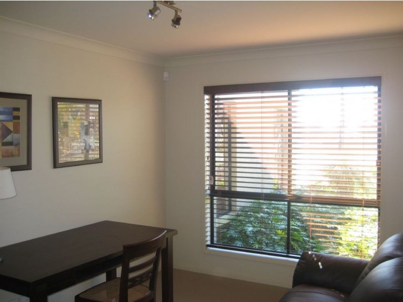 61 Juniper Street, Heathwood QLD 4110