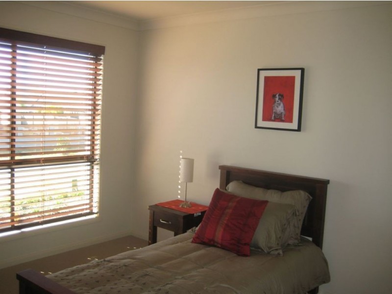 61 Juniper Street, Heathwood QLD 4110