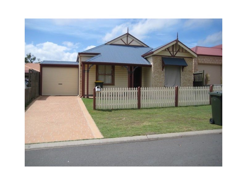 4 Moran Crescent, Forest Lake QLD 4078