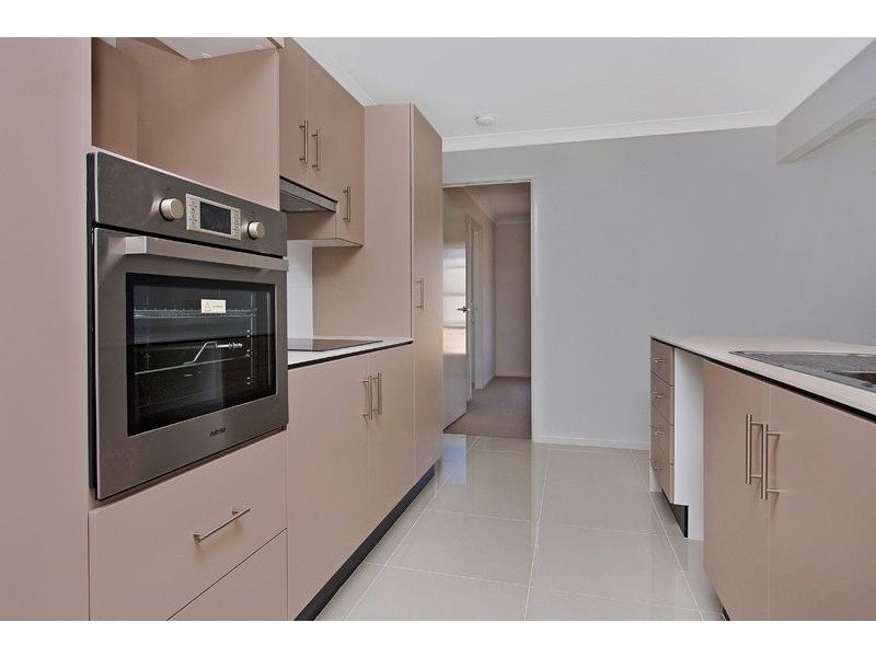 11 Tone Drive, Collingwood Park QLD 4301