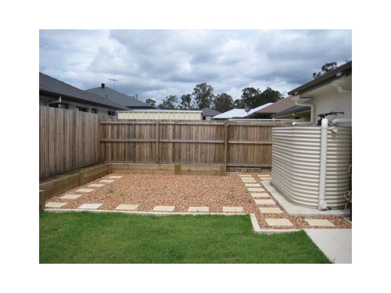 44 Bathersby Crescent, Augustine Heights QLD 4300