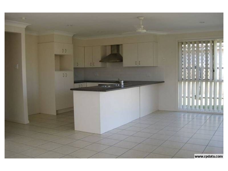 74 Tone Street, Collingwood Park QLD 4301